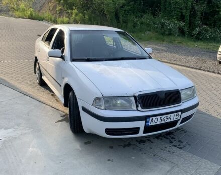 Белый Шкода Октавия, объемом двигателя 1.9 л и пробегом 392 тыс. км за 3700 $, фото 1 на Automoto.ua