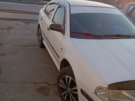 Шкода Октавия 2000 в Хмельнике на Automoto.ua Белый Шкода Октавия, объемом двигателя 1 л и пробегом 340 тыс. км за 3200 $, фото 1 на Automoto.ua