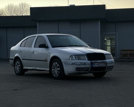 Белый Шкода Октавия, объемом двигателя 1.6 л и пробегом 285 тыс. км за 1999 $, фото 1 на Automoto.ua