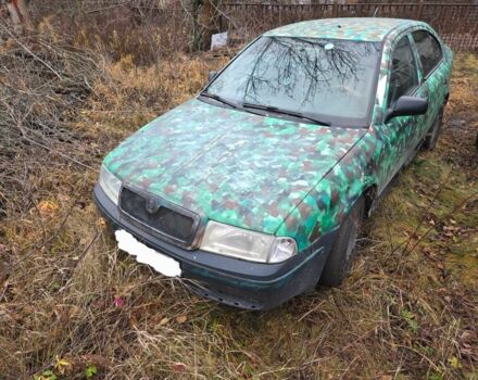 Белый Шкода Октавия, объемом двигателя 1.9 л и пробегом 300 тыс. км за 1547 $, фото 1 на Automoto.ua