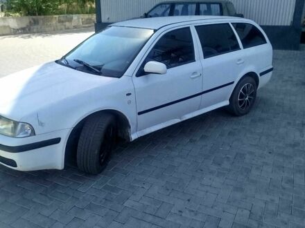 Білий Шкода Октавія, об'ємом двигуна 1.9 л та пробігом 390 тис. км за 2300 $, фото 1 на Automoto.ua