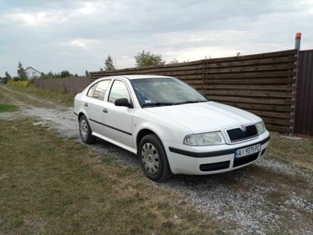 Шкода Октавія 2004 у Житомирі на Automoto.ua Білий Шкода Октавія, об'ємом двигуна 1.6 л та пробігом 260 тис. км за 5200 $, фото 1 на Automoto.ua