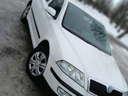 Білий Шкода Октавія, об'ємом двигуна 1.6 л та пробігом 261 тис. км за 5500 $, фото 1 на Automoto.ua