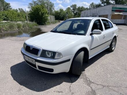 Шкода Октавія 2004 у Изюме на Automoto.ua Білий Шкода Октавія, об'ємом двигуна 1.8 л та пробігом 418 тис. км за 4500 $, фото 1 на Automoto.ua