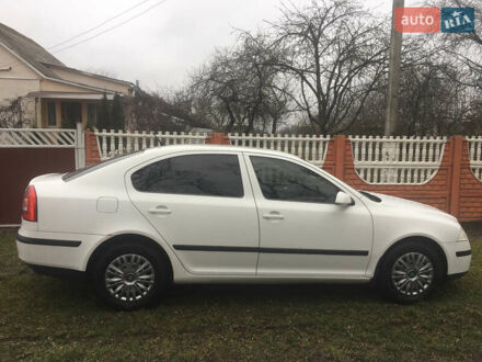 Білий Шкода Октавія, об'ємом двигуна 1.6 л та пробігом 225 тис. км за 6300 $, фото 1 на Automoto.ua