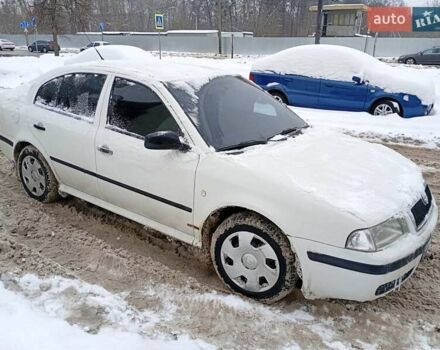 Белый Шкода Октавия, объемом двигателя 1.6 л и пробегом 289 тыс. км за 4300 $, фото 1 на Automoto.ua
