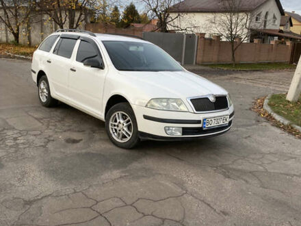 Білий Шкода Октавія, об'ємом двигуна 1.6 л та пробігом 262 тис. км за 5699 $, фото 1 на Automoto.ua