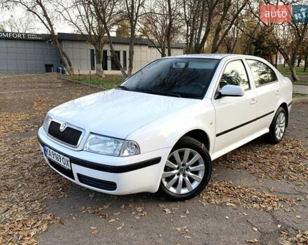 Белый Шкода Октавия, объемом двигателя 1.6 л и пробегом 187 тыс. км за 4800 $, фото 1 на Automoto.ua