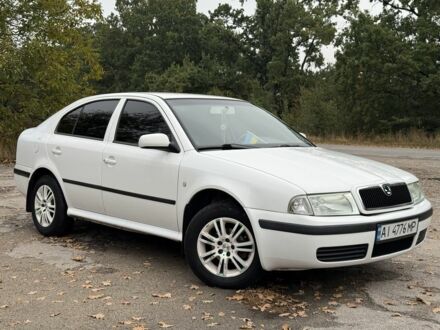 Шкода Октавія 2006 у Тараще на Automoto.ua Білий Шкода Октавія, об'ємом двигуна 1.6 л та пробігом 1 тис. км за 4350 $, фото 1 на Automoto.ua