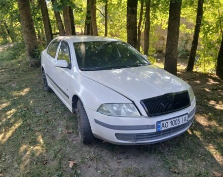 Белый Шкода Октавия, объемом двигателя 1.6 л и пробегом 260 тыс. км за 3715 $, фото 1 на Automoto.ua