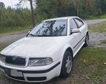 Білий Шкода Октавія, об'ємом двигуна 1.6 л та пробігом 270 тис. км за 3900 $, фото 1 на Automoto.ua
