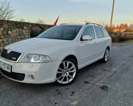 Белый Шкода Октавия, объемом двигателя 2 л и пробегом 213 тыс. км за 1800 $, фото 1 на Automoto.ua