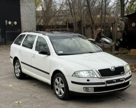 Белый Шкода Октавия, объемом двигателя 0 л и пробегом 300 тыс. км за 3250 $, фото 1 на Automoto.ua