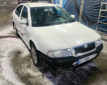 Белый Шкода Октавия, объемом двигателя 1.6 л и пробегом 3 тыс. км за 3500 $, фото 1 на Automoto.ua