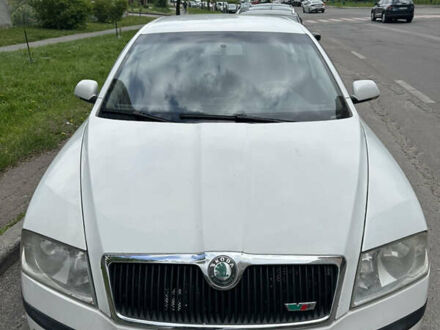 Шкода Октавия 2007 в Киеве на Automoto.ua Белый Шкода Октавия, объемом двигателя 1.9 л и пробегом 311 тыс. км за 5499 $, фото 1 на Automoto.ua