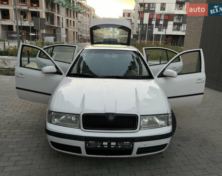 Білий Шкода Октавія, об'ємом двигуна 1.9 л та пробігом 249 тис. км за 2700 $, фото 1 на Automoto.ua