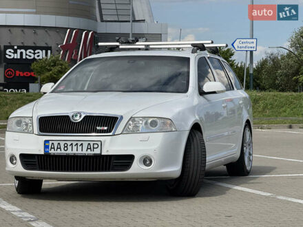 Шкода Октавия 2007 в Киеве на Automoto.ua Белый Шкода Октавия, объемом двигателя 2 л и пробегом 305 тыс. км за 7190 $, фото 1 на Automoto.ua