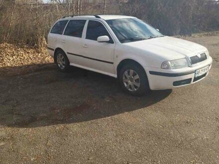 Шкода Октавия 2007 в Виннице на Automoto.ua Белый Шкода Октавия, объемом двигателя 1.6 л и пробегом 280 тыс. км за 4900 $, фото 1 на Automoto.ua