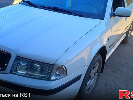 Білий Шкода Октавія, об'ємом двигуна 1.9 л та пробігом 340 тис. км за 6100 $, фото 1 на Automoto.ua