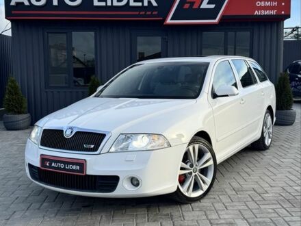 Белый Шкода Октавия, объемом двигателя 2 л и пробегом 280 тыс. км за 9300 $, фото 1 на Automoto.ua