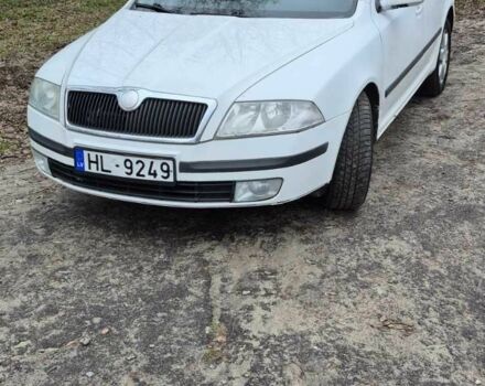 Білий Шкода Октавія, об'ємом двигуна 0 л та пробігом 300 тис. км за 2600 $, фото 1 на Automoto.ua