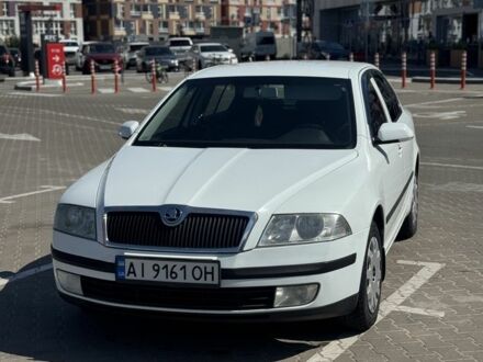 Білий Шкода Октавія, об'ємом двигуна 2 л та пробігом 340 тис. км за 4000 $, фото 1 на Automoto.ua
