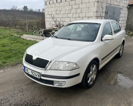 Білий Шкода Октавія, об'ємом двигуна 2 л та пробігом 285 тис. км за 2000 $, фото 1 на Automoto.ua
