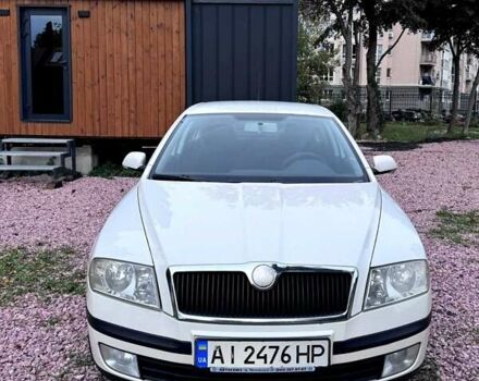 Белый Шкода Октавия, объемом двигателя 1.6 л и пробегом 256 тыс. км за 6200 $, фото 1 на Automoto.ua