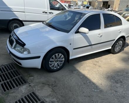 Белый Шкода Октавия, объемом двигателя 1.6 л и пробегом 320 тыс. км за 5500 $, фото 1 на Automoto.ua