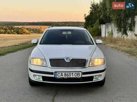 Білий Шкода Октавія, об'ємом двигуна 1.98 л та пробігом 257 тис. км за 6500 $, фото 1 на Automoto.ua