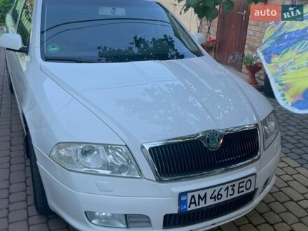 Белый Шкода Октавия, объемом двигателя 1.8 л и пробегом 210 тыс. км за 6700 $, фото 1 на Automoto.ua