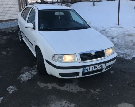 Белый Шкода Октавия, объемом двигателя 1.6 л и пробегом 354 тыс. км за 4700 $, фото 1 на Automoto.ua