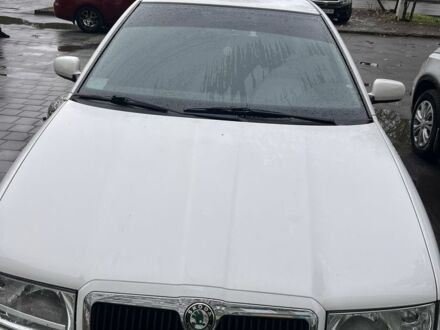 Білий Шкода Октавія, об'ємом двигуна 1.6 л та пробігом 100 тис. км за 6507 $, фото 1 на Automoto.ua