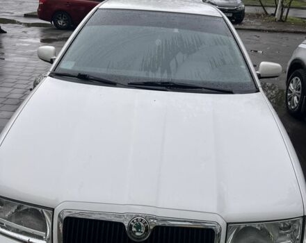 Белый Шкода Октавия, объемом двигателя 1.6 л и пробегом 100 тыс. км за 6507 $, фото 1 на Automoto.ua