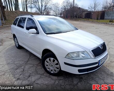 Белый Шкода Октавия, объемом двигателя 1.6 л и пробегом 220 тыс. км за 6500 $, фото 1 на Automoto.ua