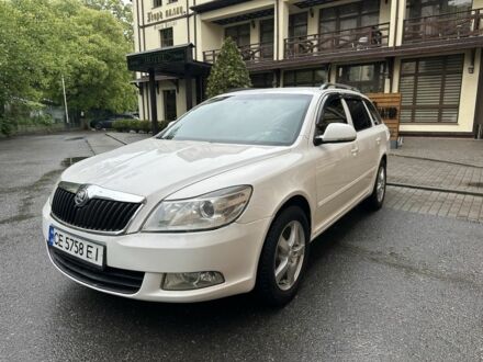 Шкода Октавия 2009 в Черновцах на Automoto.ua Белый Шкода Октавия, объемом двигателя 1.9 л и пробегом 274 тыс. км за 5550 $, фото 1 на Automoto.ua