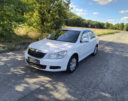 Белый Шкода Октавия, объемом двигателя 1.6 л и пробегом 186 тыс. км за 6950 $, фото 1 на Automoto.ua