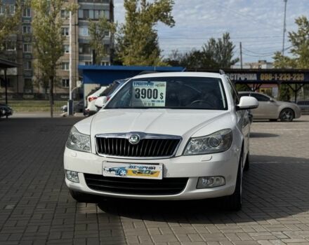 Белый Шкода Октавия, объемом двигателя 0 л и пробегом 168 тыс. км за 7950 $, фото 1 на Automoto.ua