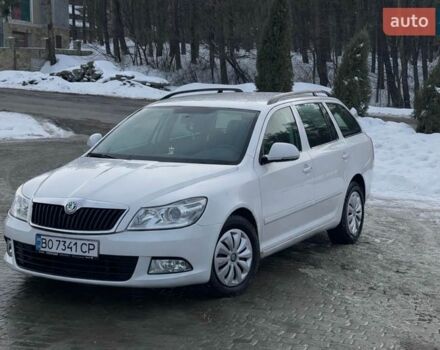 Белый Шкода Октавия, объемом двигателя 1.97 л и пробегом 235 тыс. км за 5990 $, фото 1 на Automoto.ua