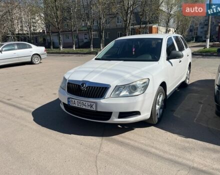 Белый Шкода Октавия, объемом двигателя 1.39 л и пробегом 260 тыс. км за 5500 $, фото 1 на Automoto.ua