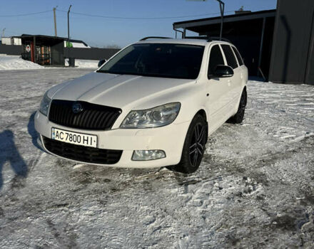 Белый Шкода Октавия, объемом двигателя 2 л и пробегом 265 тыс. км за 8700 $, фото 1 на Automoto.ua