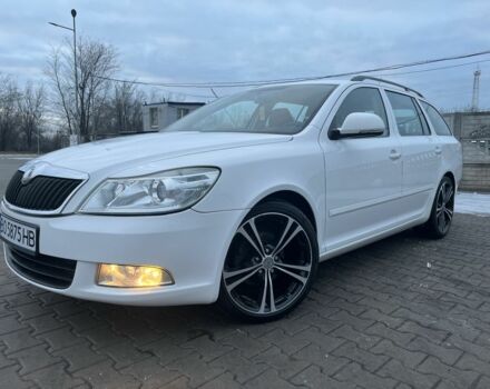 Белый Шкода Октавия, объемом двигателя 0 л и пробегом 260 тыс. км за 8199 $, фото 1 на Automoto.ua