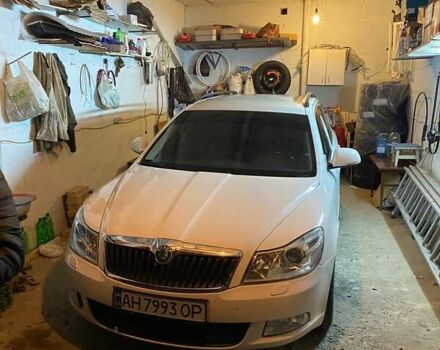 Шкода Октавія 2009 у Києві на Automoto.ua Білий Шкода Октавія, об'ємом двигуна 1.39 л та пробігом 206 тис. км за 8500 $, фото 1 на Automoto.ua