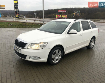 Білий Шкода Октавія, об'ємом двигуна 1.39 л та пробігом 230 тис. км за 6600 $, фото 1 на Automoto.ua