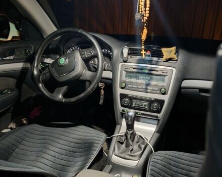 Белый Шкода Октавия, объемом двигателя 0 л и пробегом 315 тыс. км за 7900 $, фото 1 на Automoto.ua