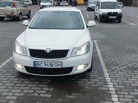 Шкода Октавия 2009 в Буске на Automoto.ua Белый Шкода Октавия, объемом двигателя 2 л и пробегом 317 тыс. км за 7400 $, фото 1 на Automoto.ua