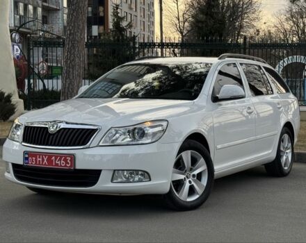 Белый Шкода Октавия, объемом двигателя 1.6 л и пробегом 231 тыс. км за 8500 $, фото 1 на Automoto.ua
