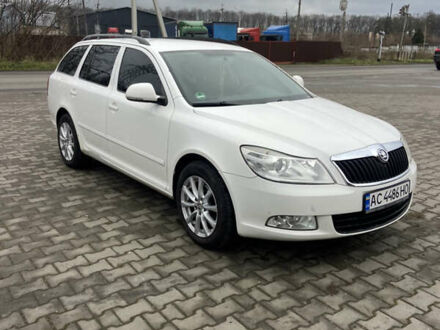 Белый Шкода Октавия, объемом двигателя 1.9 л и пробегом 245 тыс. км за 7850 $, фото 1 на Automoto.ua