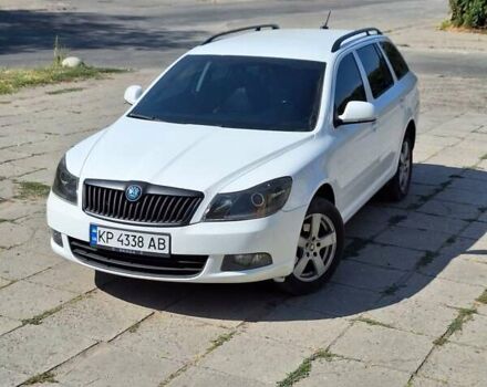 Білий Шкода Октавія, об'ємом двигуна 1.6 л та пробігом 320 тис. км за 7100 $, фото 1 на Automoto.ua
