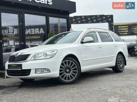 Белый Шкода Октавия, объемом двигателя 1.8 л и пробегом 171 тыс. км за 7800 $, фото 1 на Automoto.ua